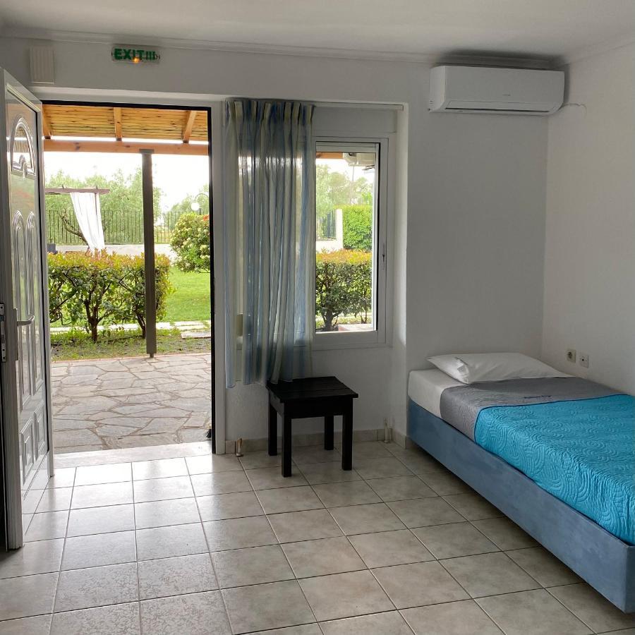 Apartamento Pansion Argo Nea Moudania Exterior foto